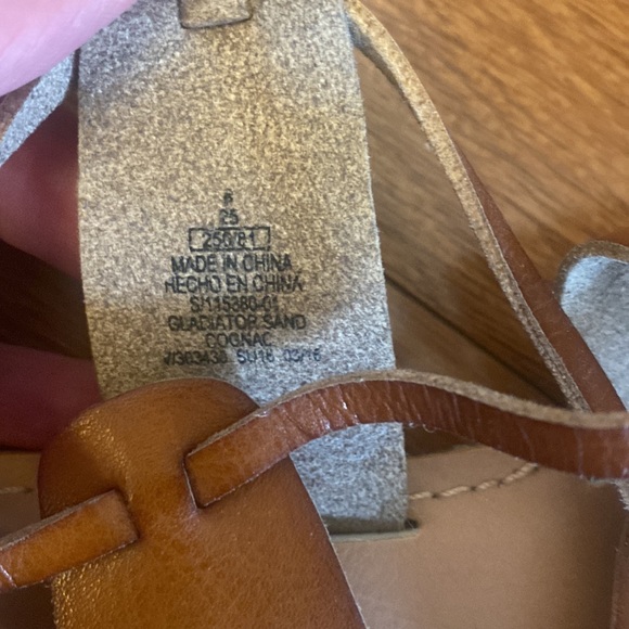 Strappy lace up leather sandals - Picture 3 of 3